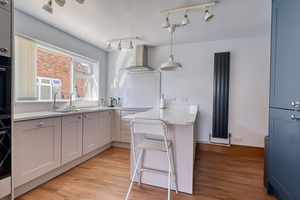 Kitchen- click for photo gallery